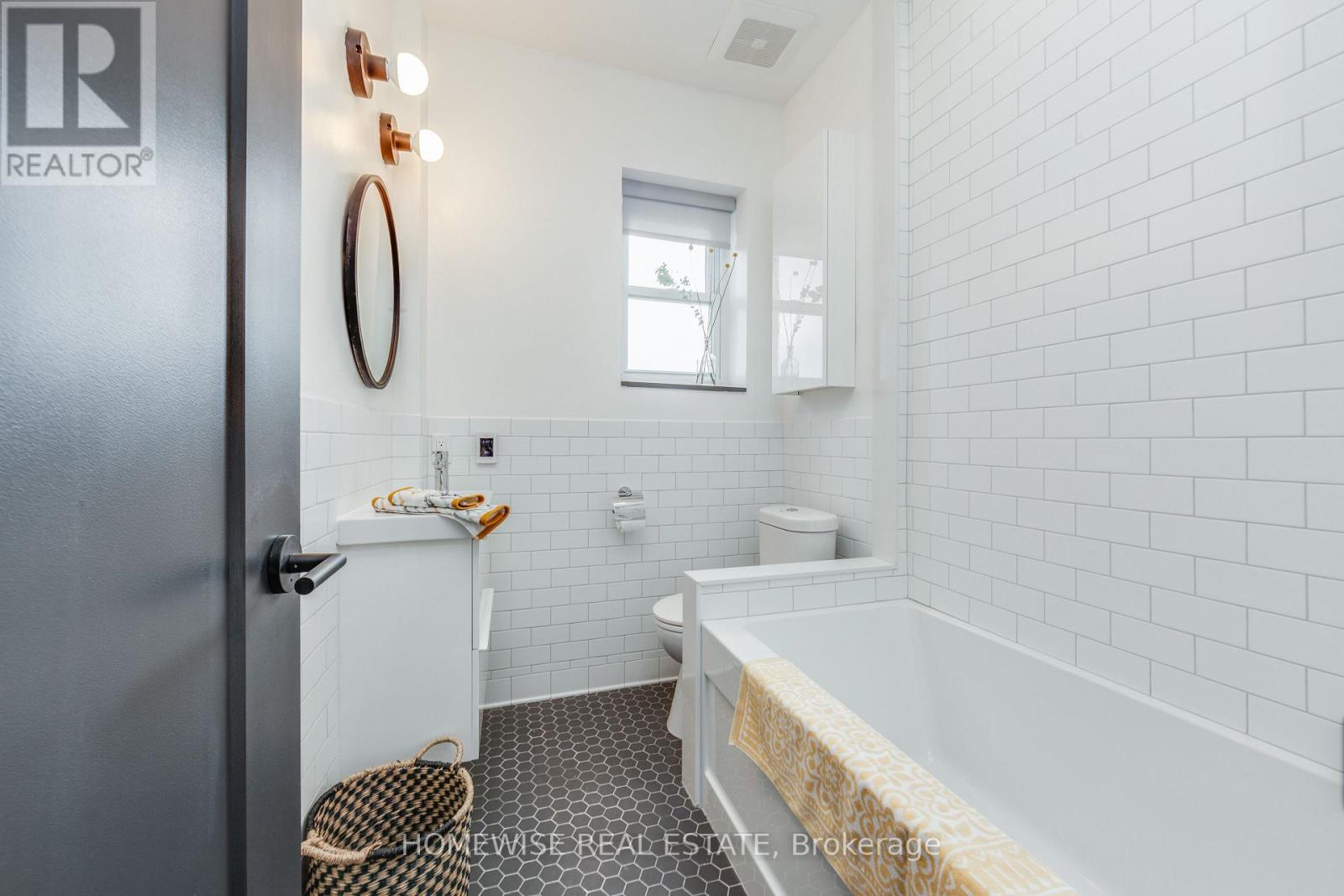 101 - 1340 King Street W, Toronto, Ontario  M6K 1H1 - Photo 21 - W13697986