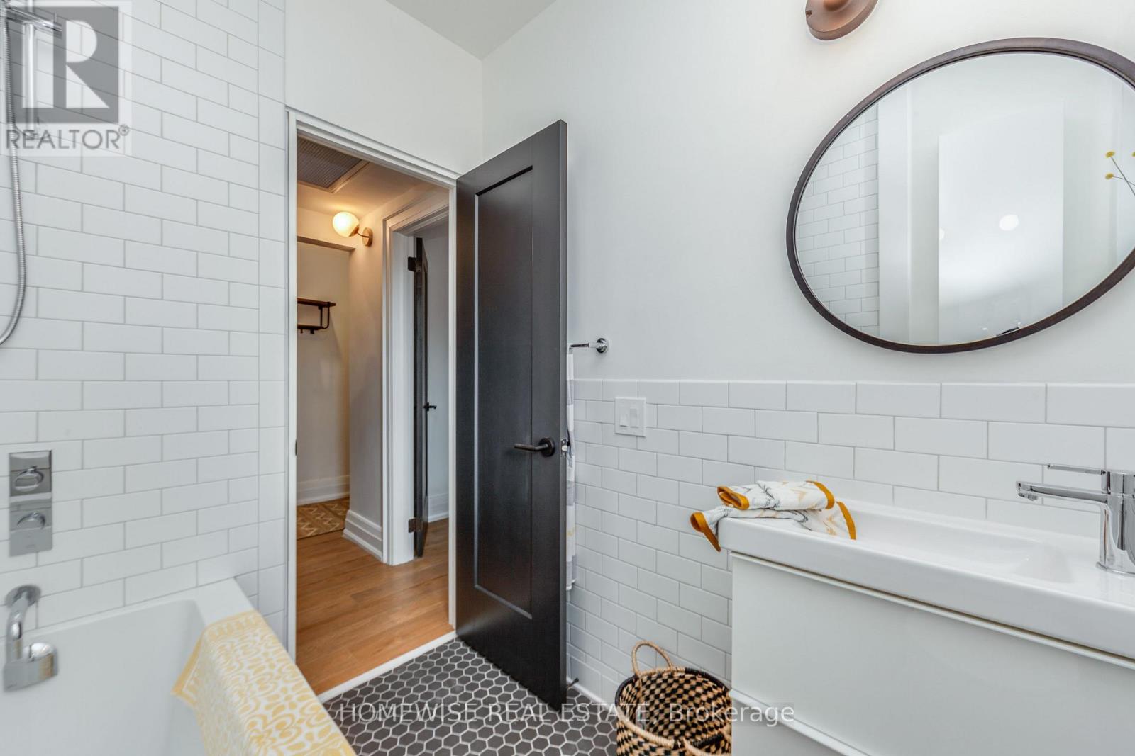 101 - 1340 King Street W, Toronto, Ontario  M6K 1H1 - Photo 22 - W13697986