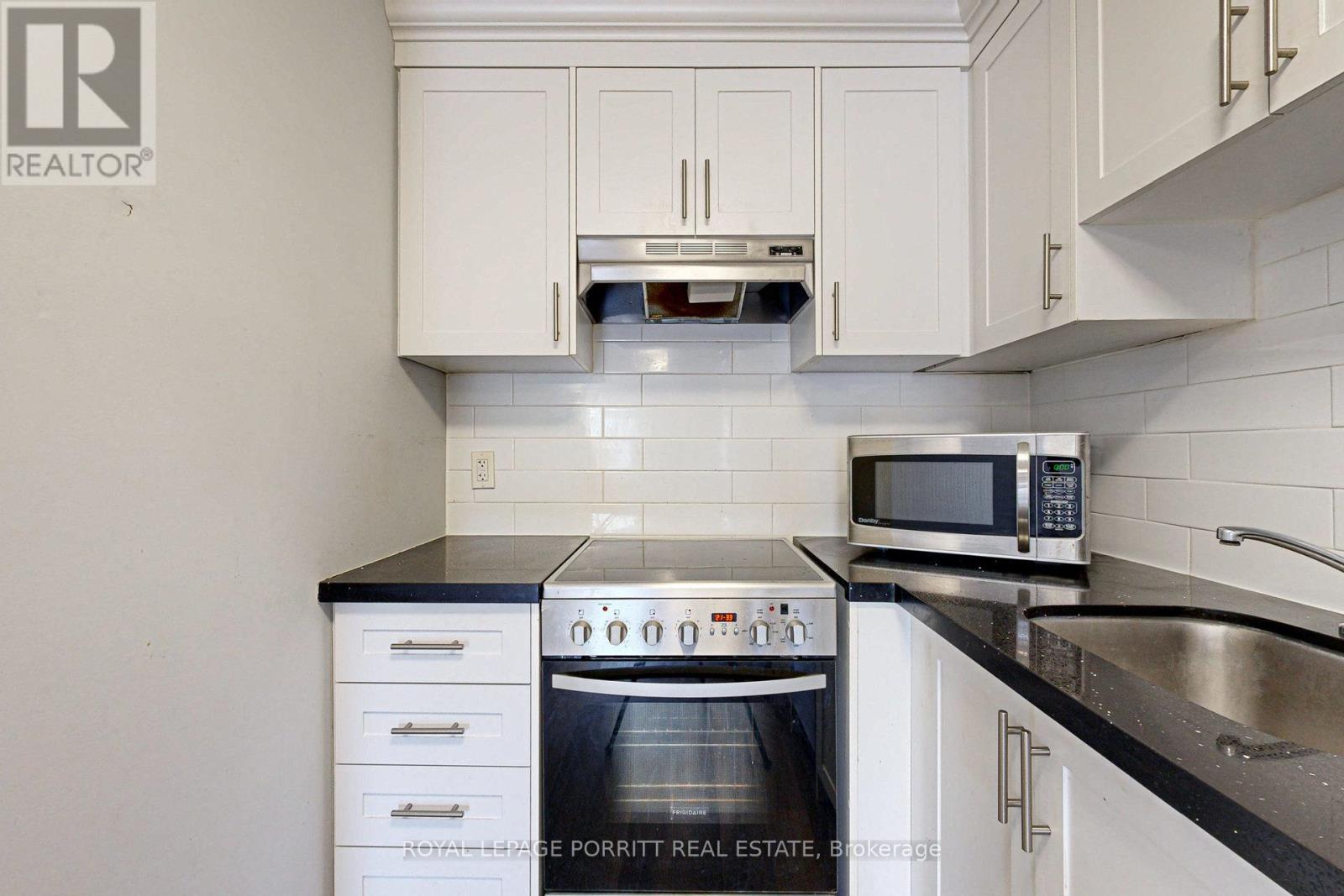 4 - 3465 Lake Shore Boulevard W, Toronto, Ontario  M8W 1N2 - Photo 20 - W13698014