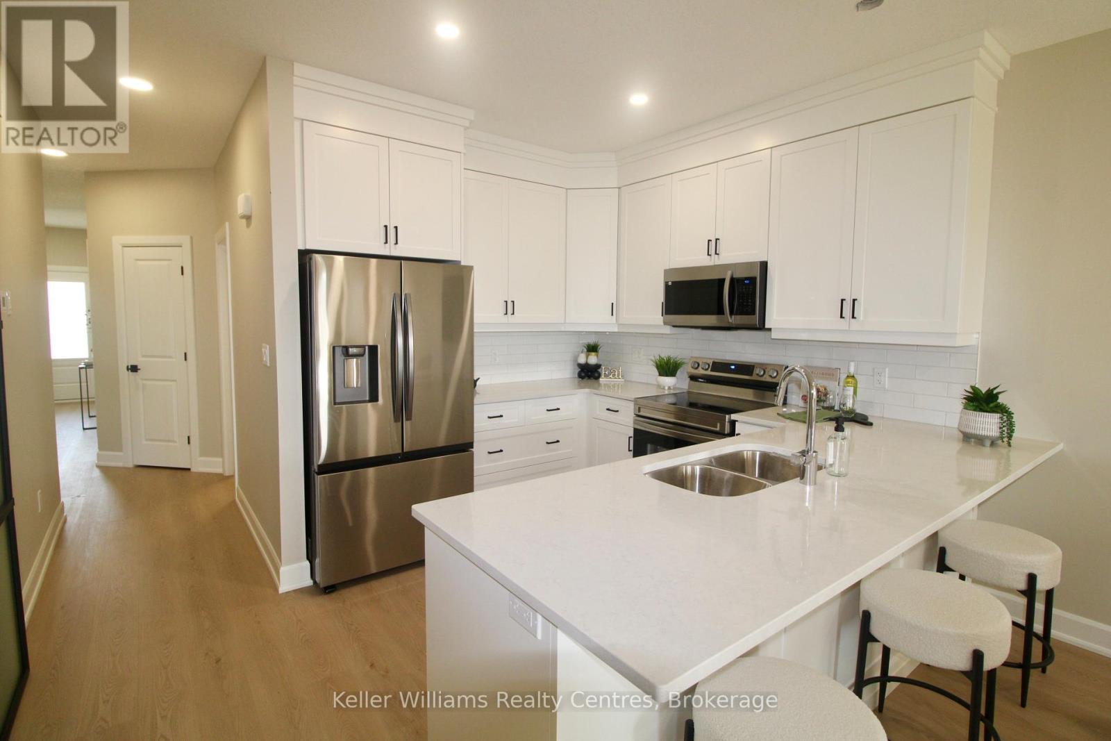 844 22nd Avenue A, Hanover, Ontario  N4N 0C6 - Photo 3 - X13174040