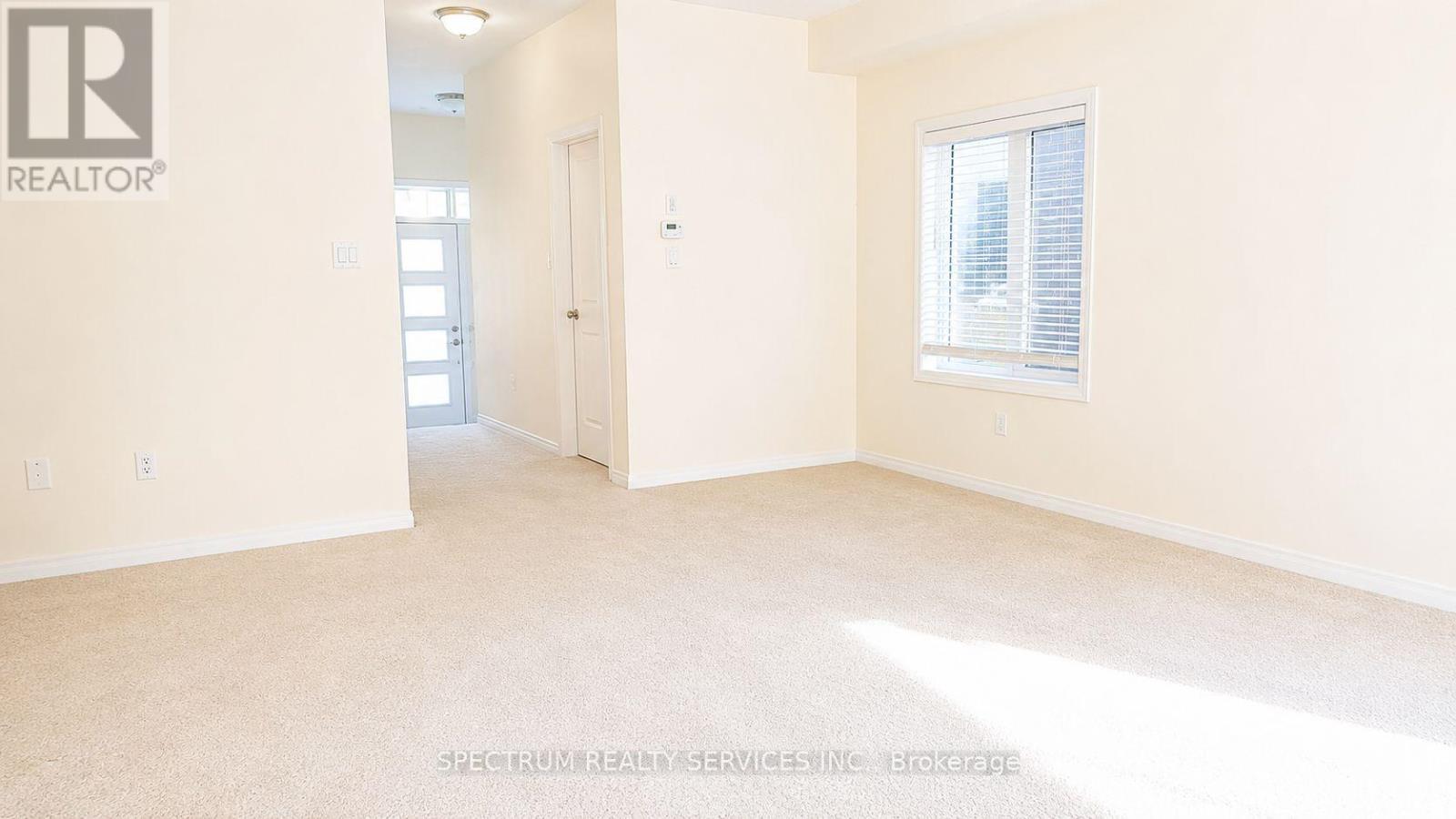 45 Dennis Avenue, Brantford, Ontario  N3V 0B9 - Photo 4 - X13698016