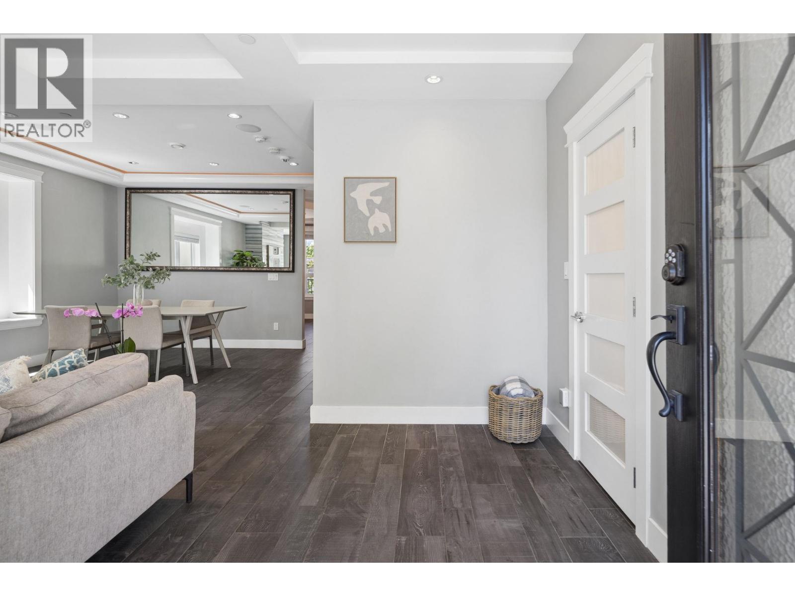 3233 Grant Street, Vancouver, British Columbia  V5K 3J1 - Photo 3 - R3137205