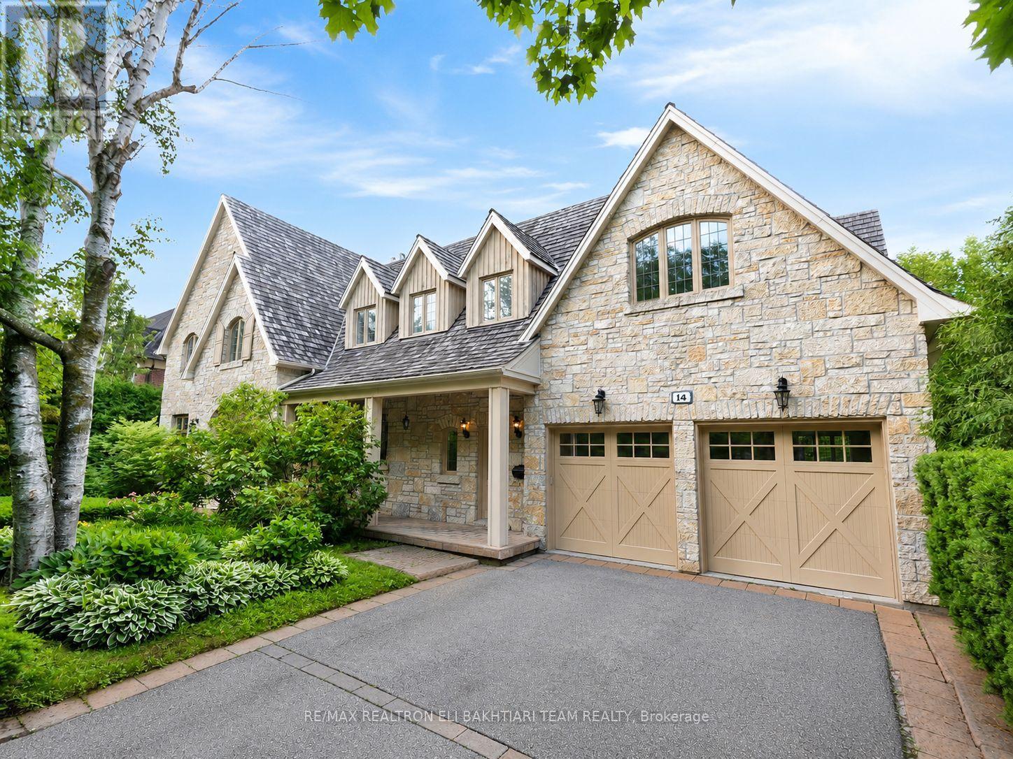 14 ST MARGARETS DRIVE, Toronto, Ontario