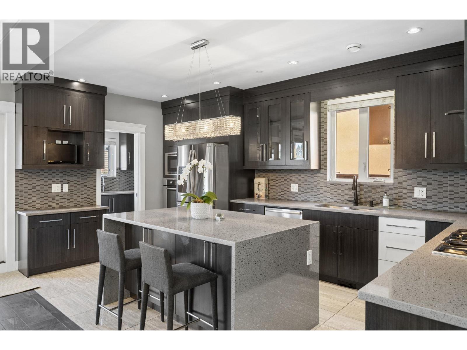 3233 Grant Street, Vancouver, British Columbia  V5K 3J1 - Photo 13 - R3137205