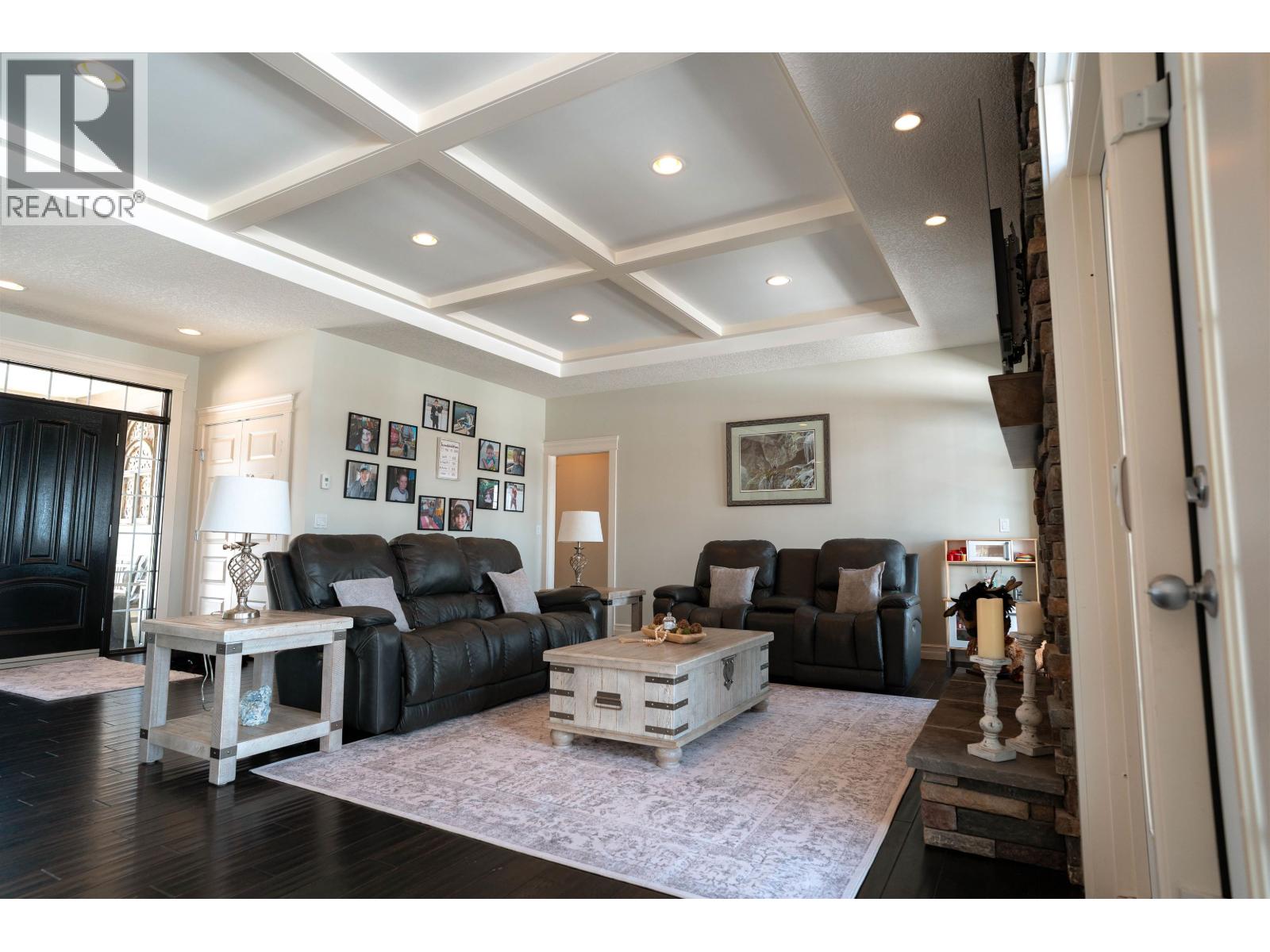 13816 Cardinal Road, Charlie Lake, British Columbia  V0C 1H0 - Photo 4 - R3110906