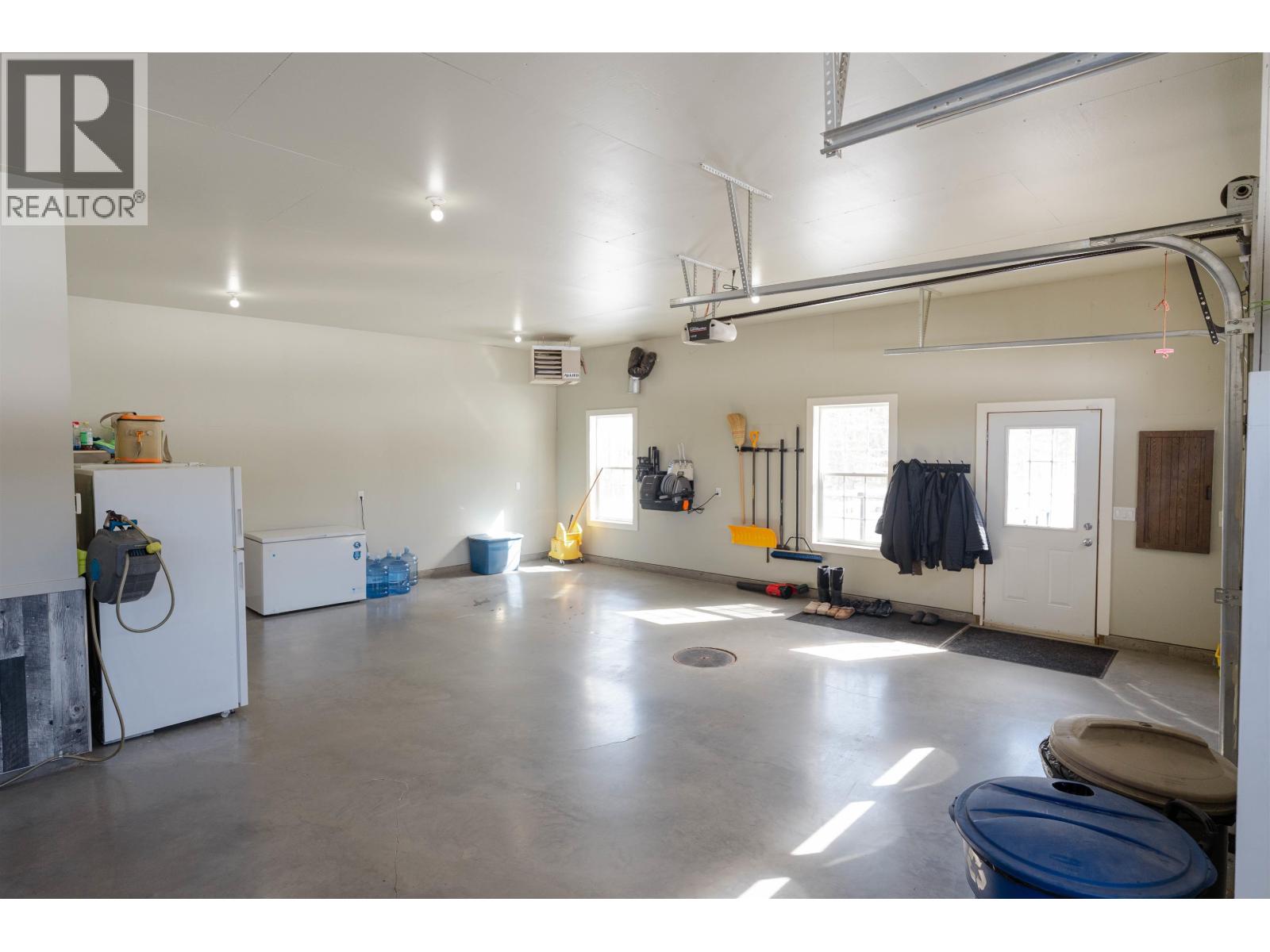 13816 Cardinal Road, Charlie Lake, British Columbia  V0C 1H0 - Photo 30 - R3110906
