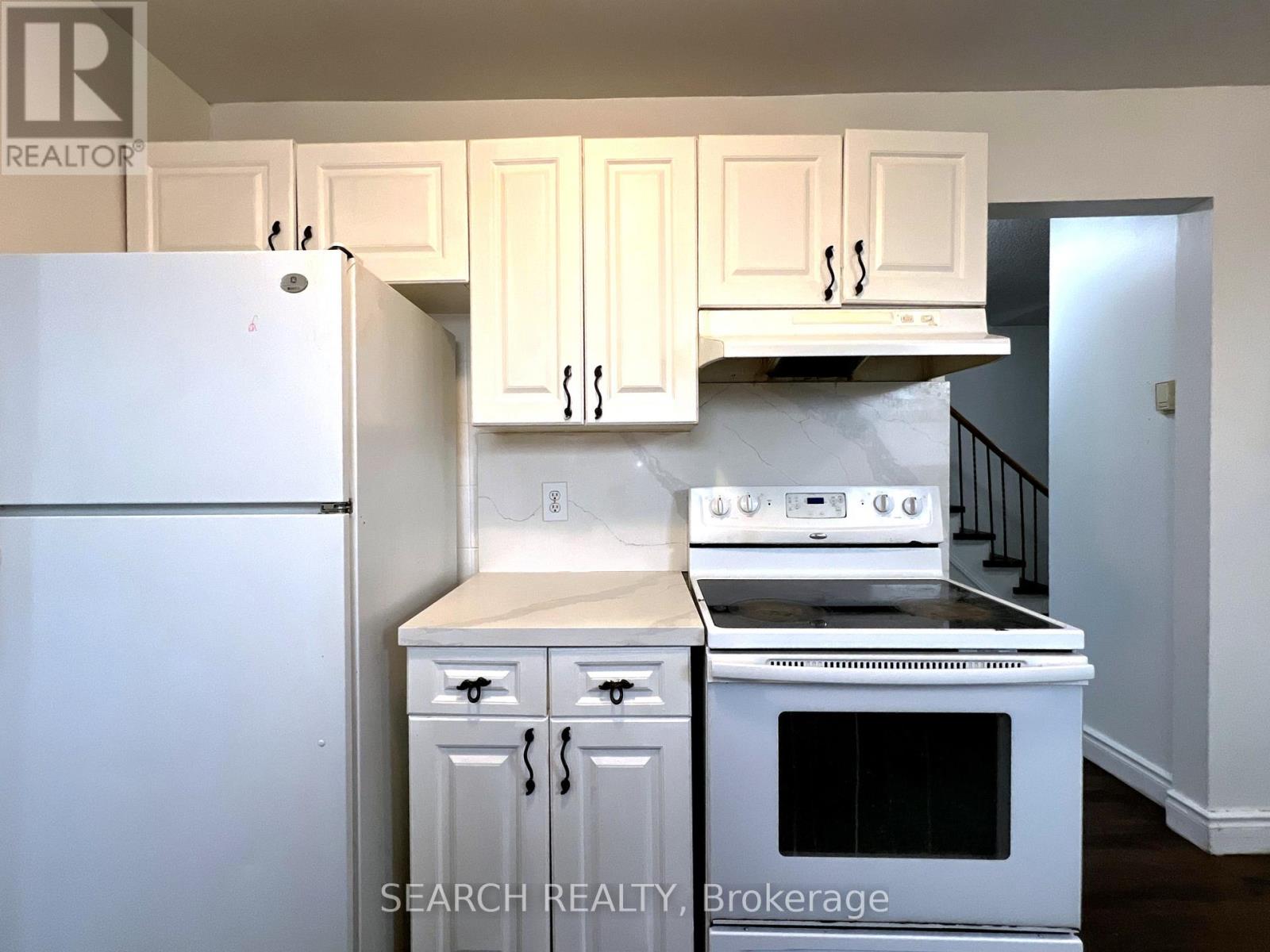 93 Martindale Crescent, Brampton, Ontario  L6X 2T8 - Photo 7 - W13697628