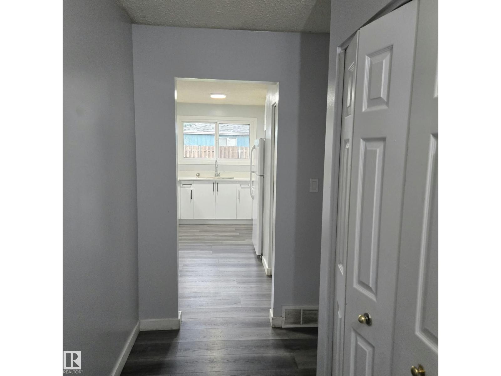 2613 105a St NW, Edmonton, Alberta  T6J 4A3 - Photo 17 - E4501259