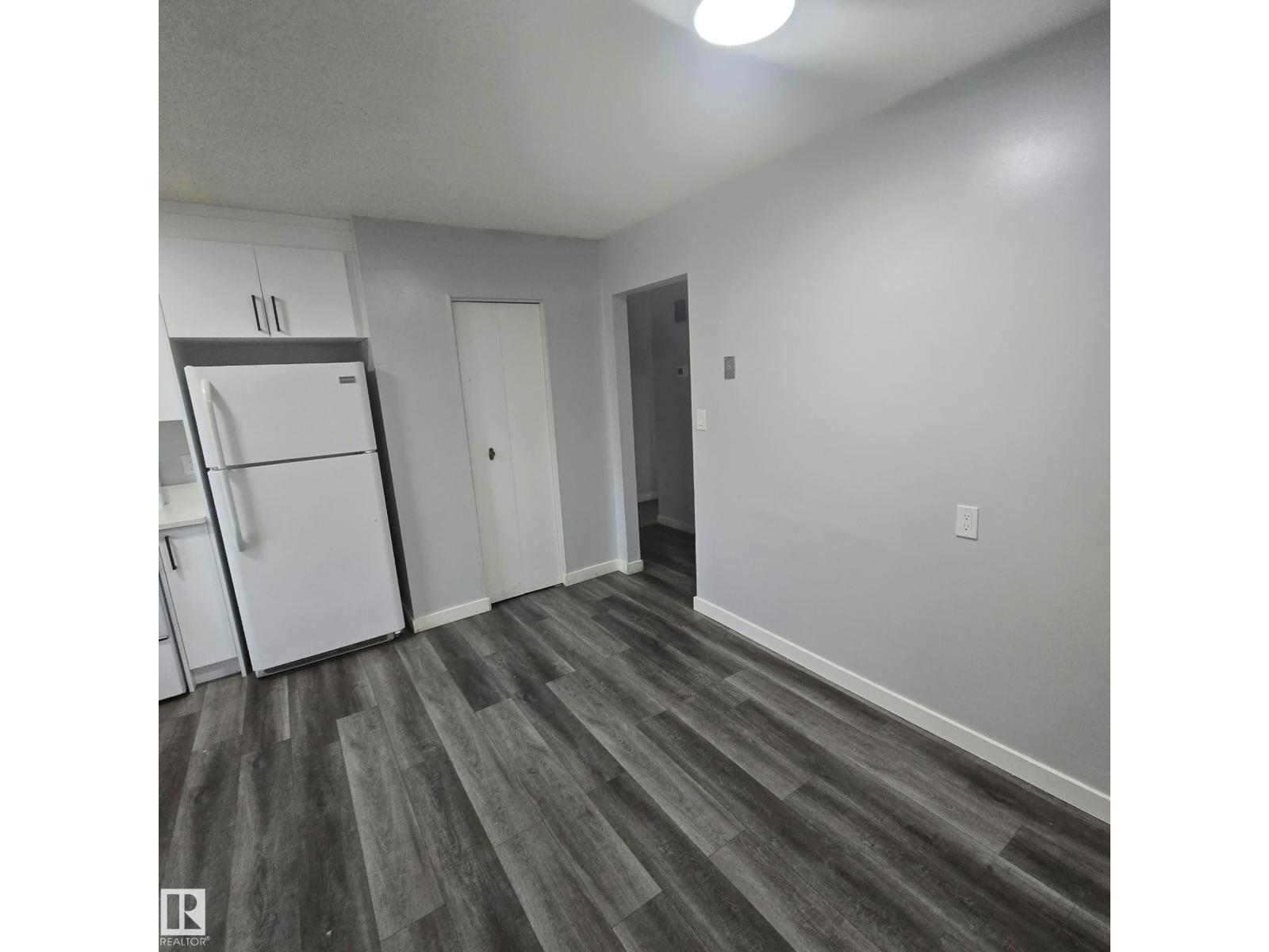 2613 105a St NW, Edmonton, Alberta  T6J 4A3 - Photo 14 - E4501259