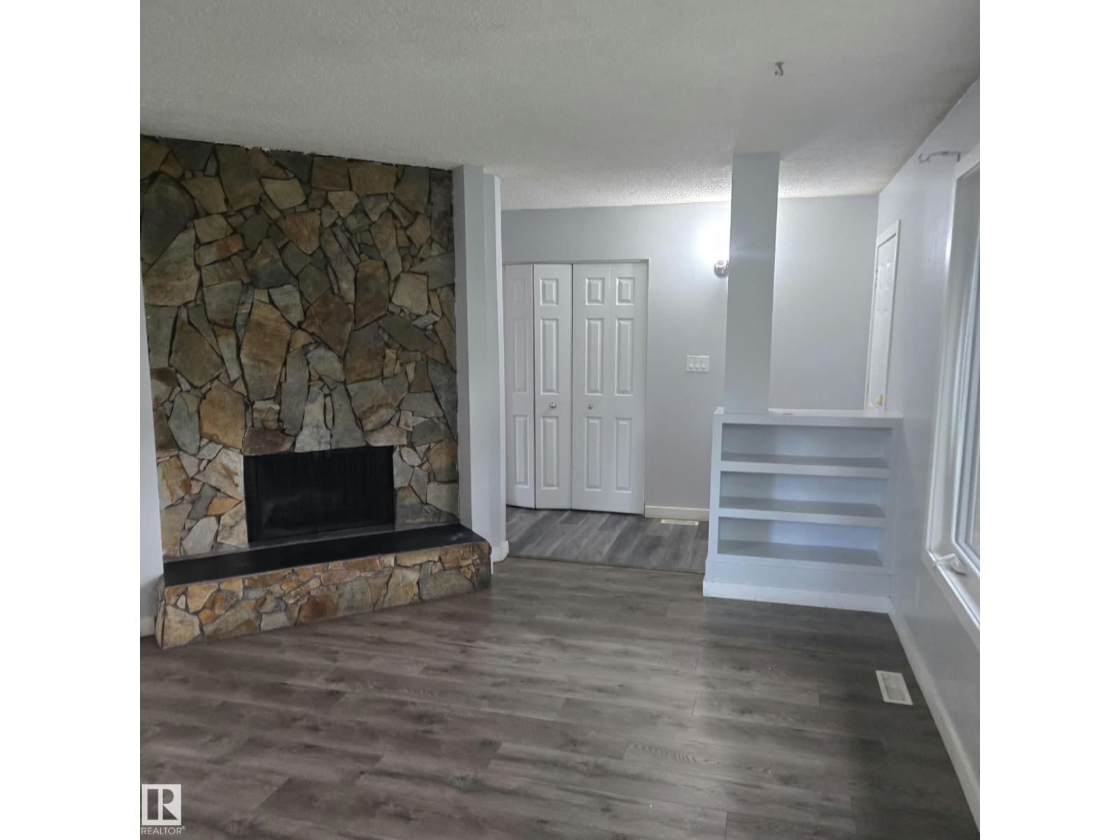 2613 105a St NW, Edmonton, Alberta  T6J 4A3 - Photo 6 - E4501259