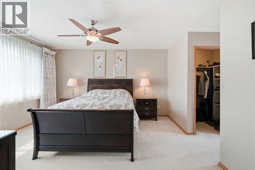 122 Douglas Woods Hill SE, Calgary, Alberta  T2Z 2G6 - Photo 17 - A2336492