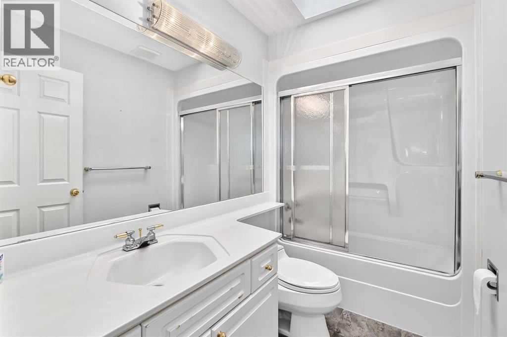 2917 Signal Hill Heights SW, Calgary, Alberta  T3H 2X4 - Photo 15 - A2338433