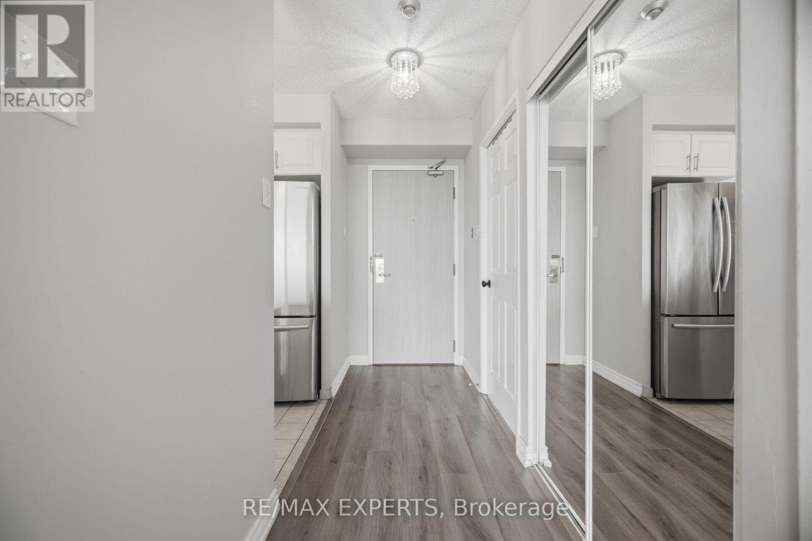1408 - 2155 Burnhamthorpe Road W, Mississauga, Ontario  L5L 5P4 - Photo 10 - W13597344