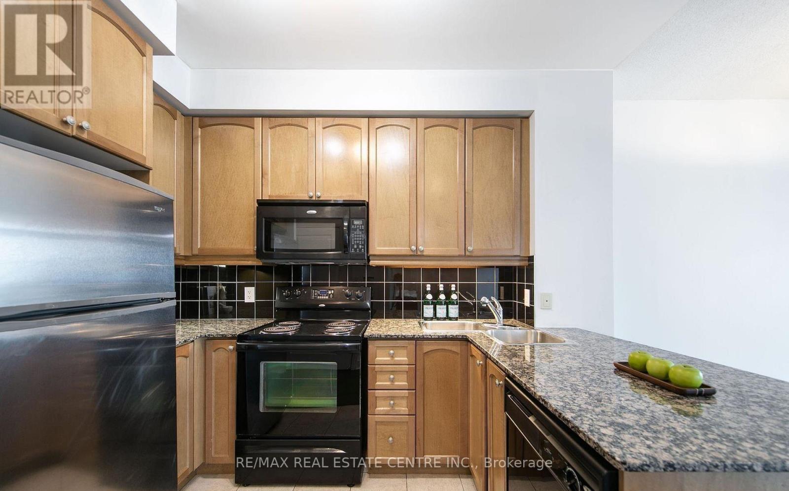 1202 - 80 Absolute Avenue, Mississauga, Ontario  L4Z 0A5 - Photo 10 - W13664452
