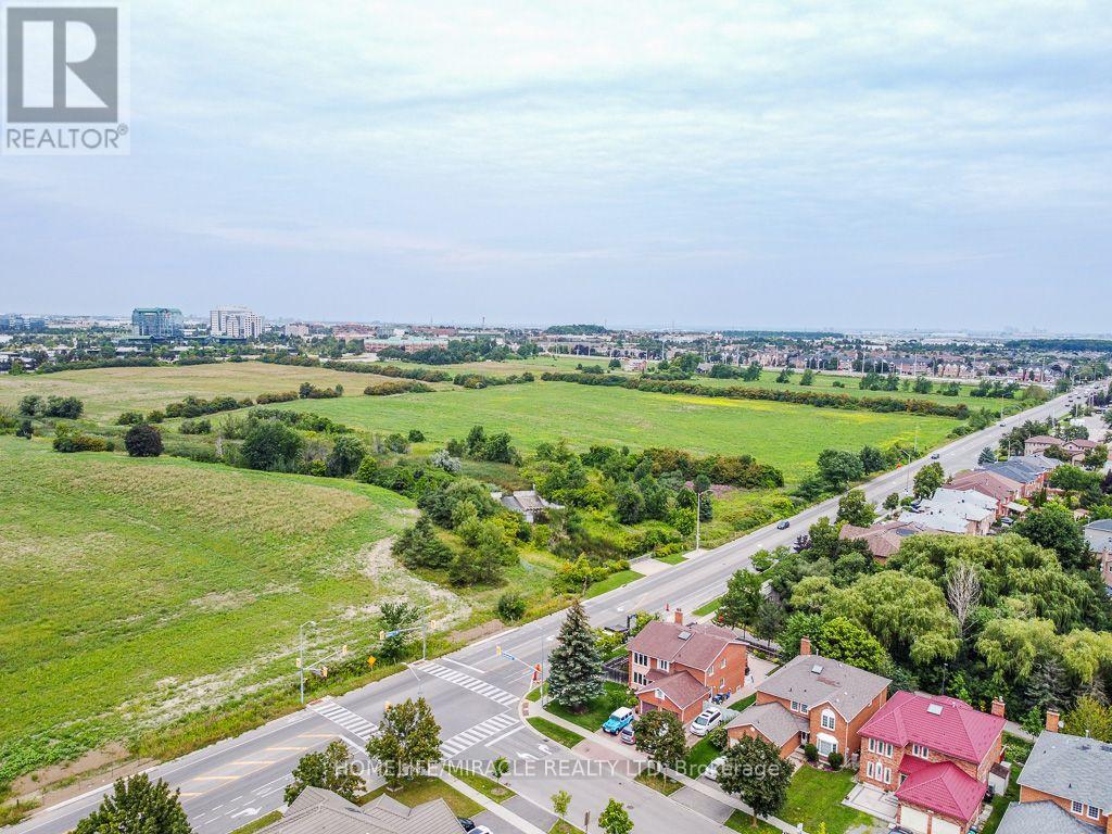 5449 Heritage Hills Boulevard, Mississauga, Ontario  L5R 2H4 - Photo 44 - W13696856