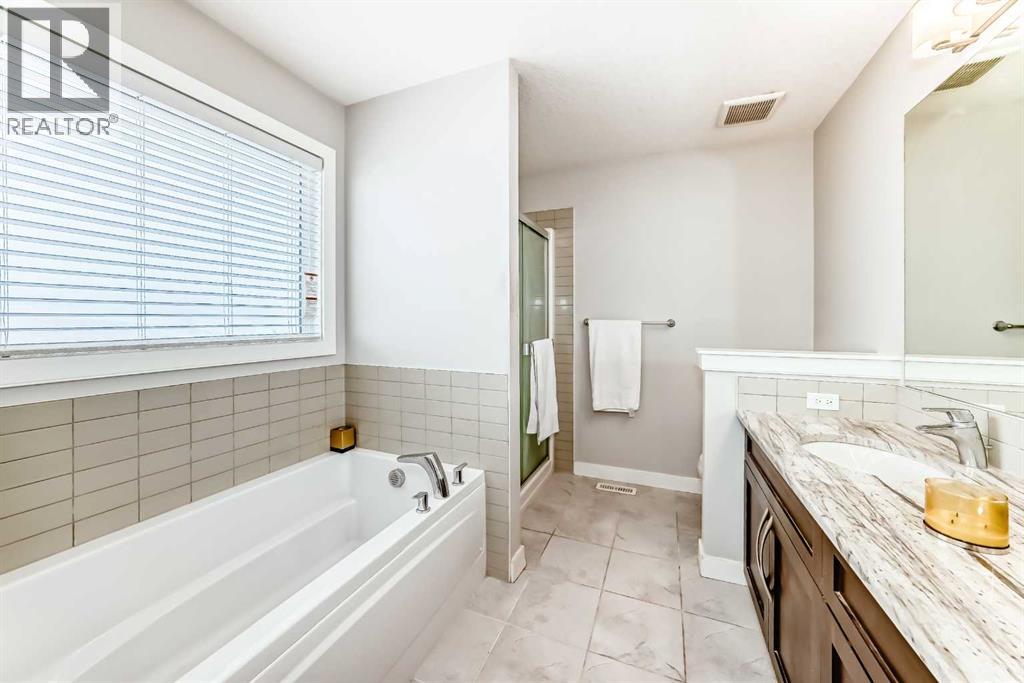 144 Nolancrest Circle NW, Calgary, Alberta  T3R 0T7 - Photo 25 - A2339065