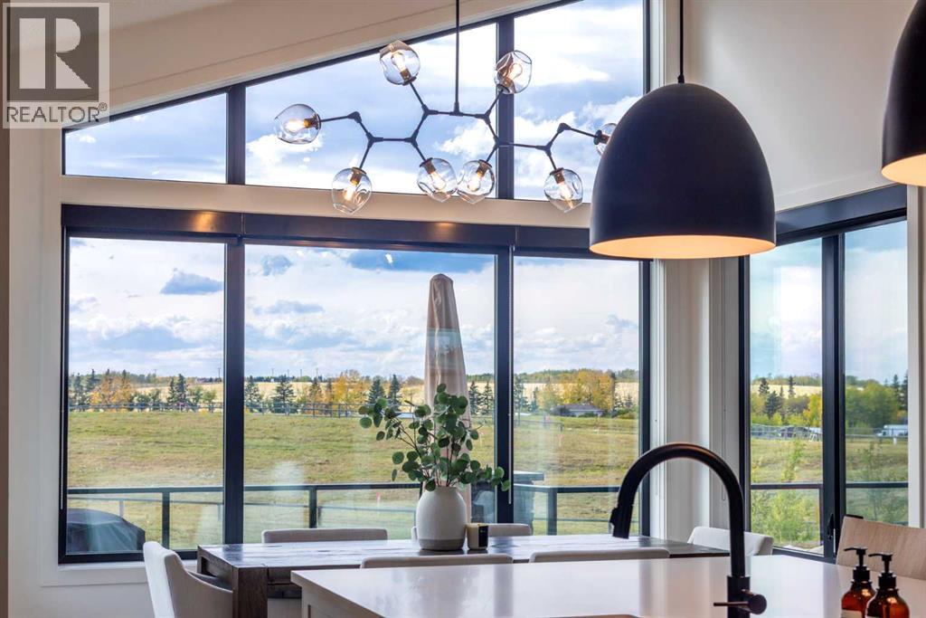 61 Silverhorn Boulevard, Rural Rocky View County, Alberta T3R 0X3 - Photo 15 - A2332849