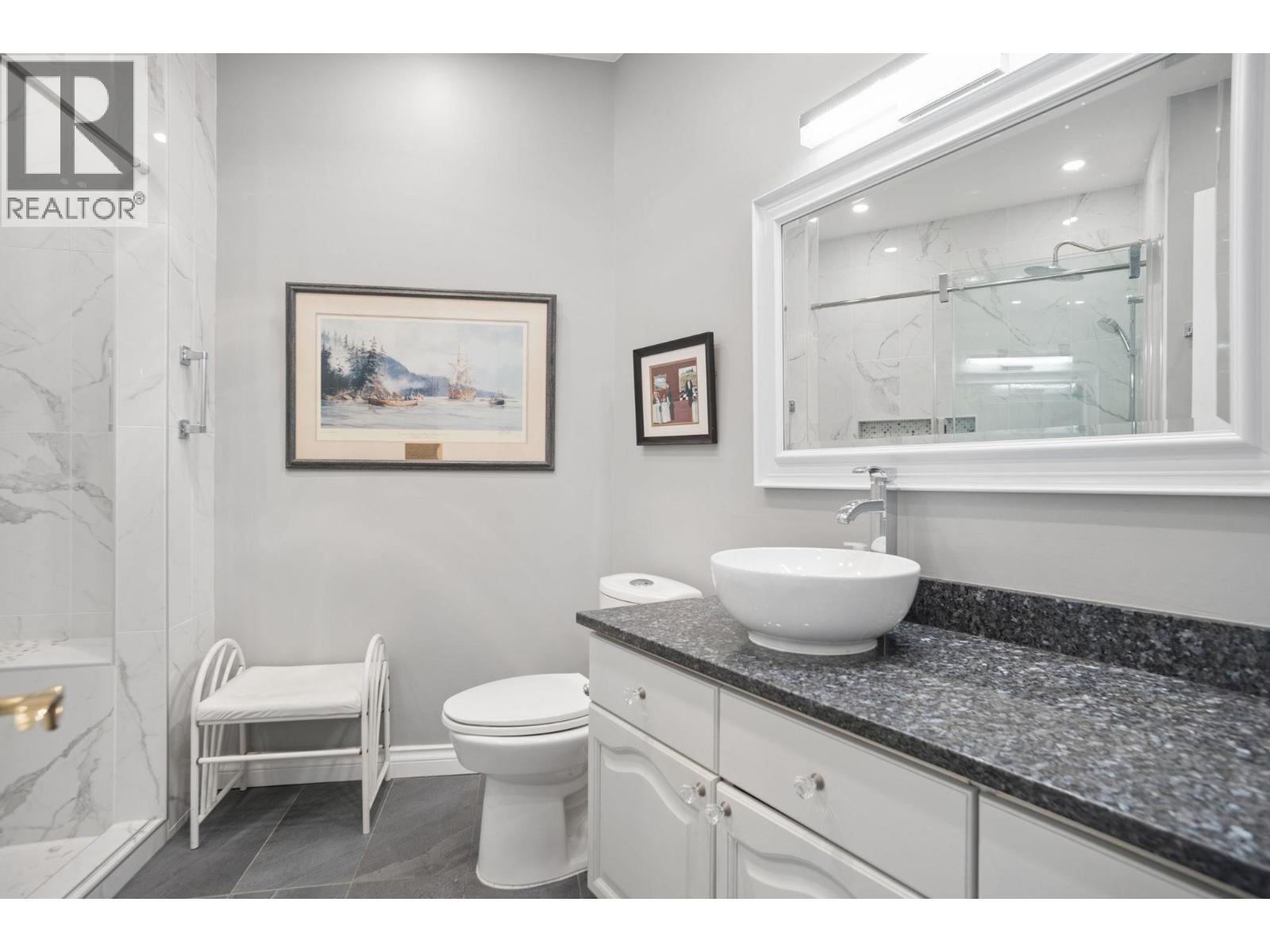401 2 Renaissance Square, New Westminster, British Columbia  V3M 6K3 - Photo 18 - R3157673