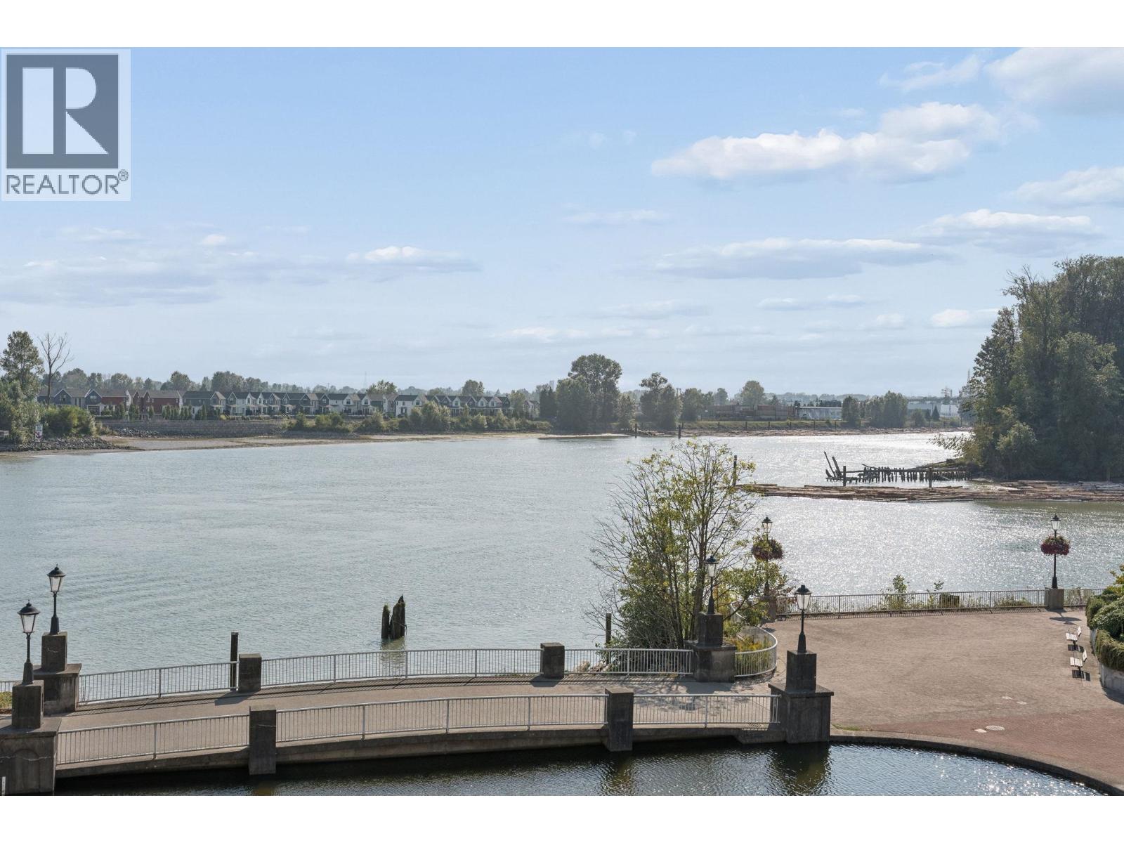 401 2 Renaissance Square, New Westminster, British Columbia  V3M 6K3 - Photo 23 - R3157673