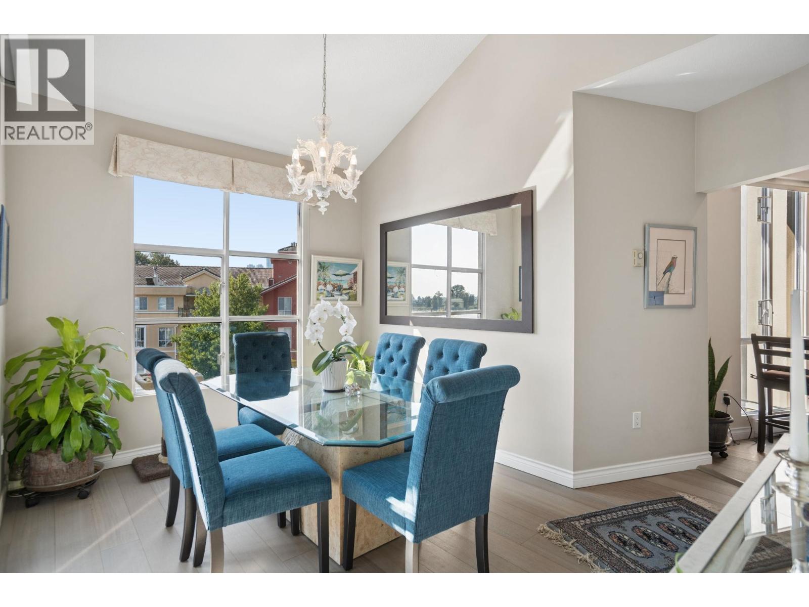 401 2 Renaissance Square, New Westminster, British Columbia  V3M 6K3 - Photo 6 - R3157673