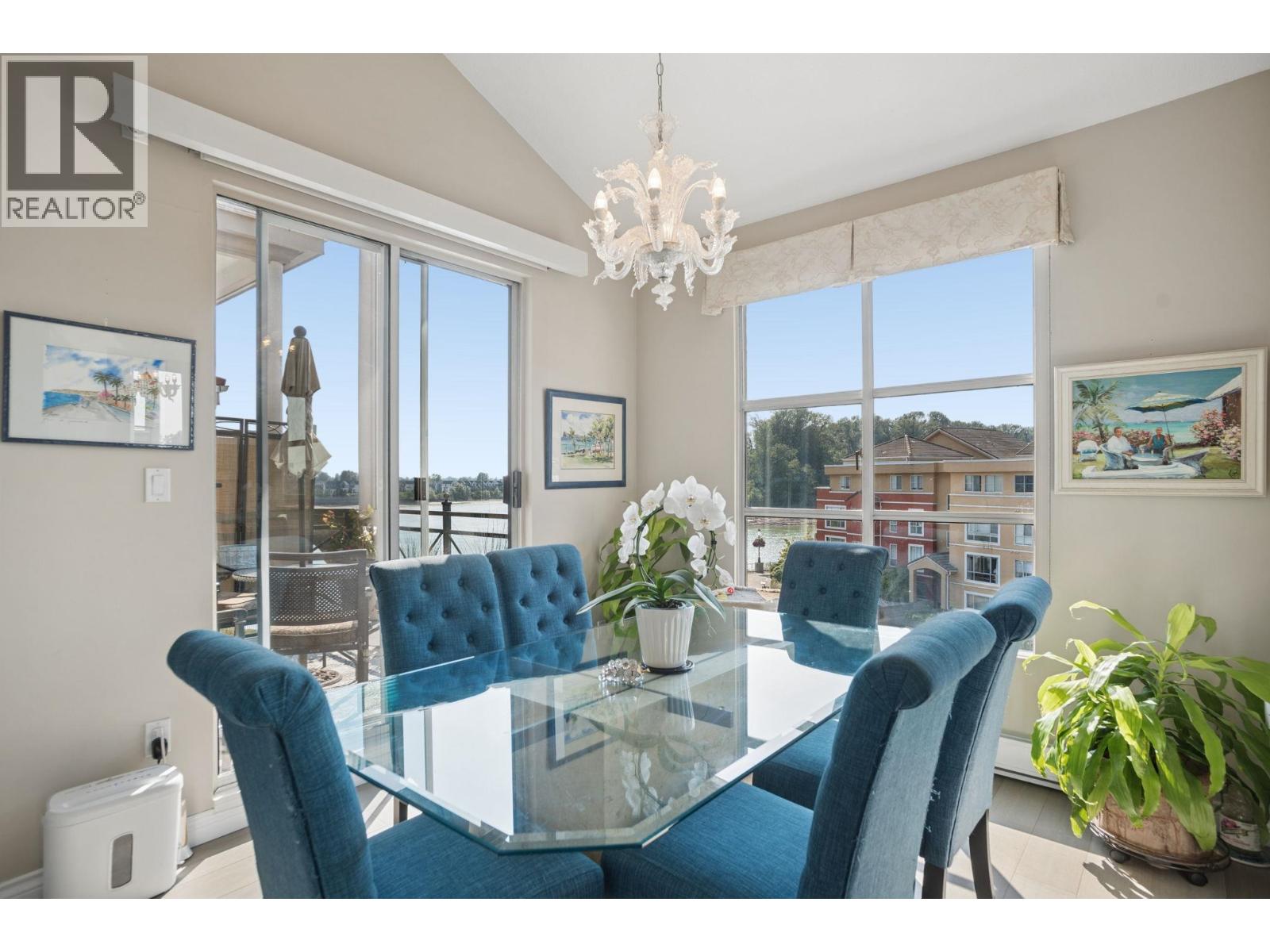 401 2 Renaissance Square, New Westminster, British Columbia  V3M 6K3 - Photo 8 - R3157673