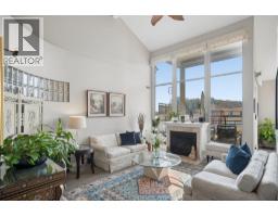 401 2 RENAISSANCE SQUARE, New Westminster, British Columbia