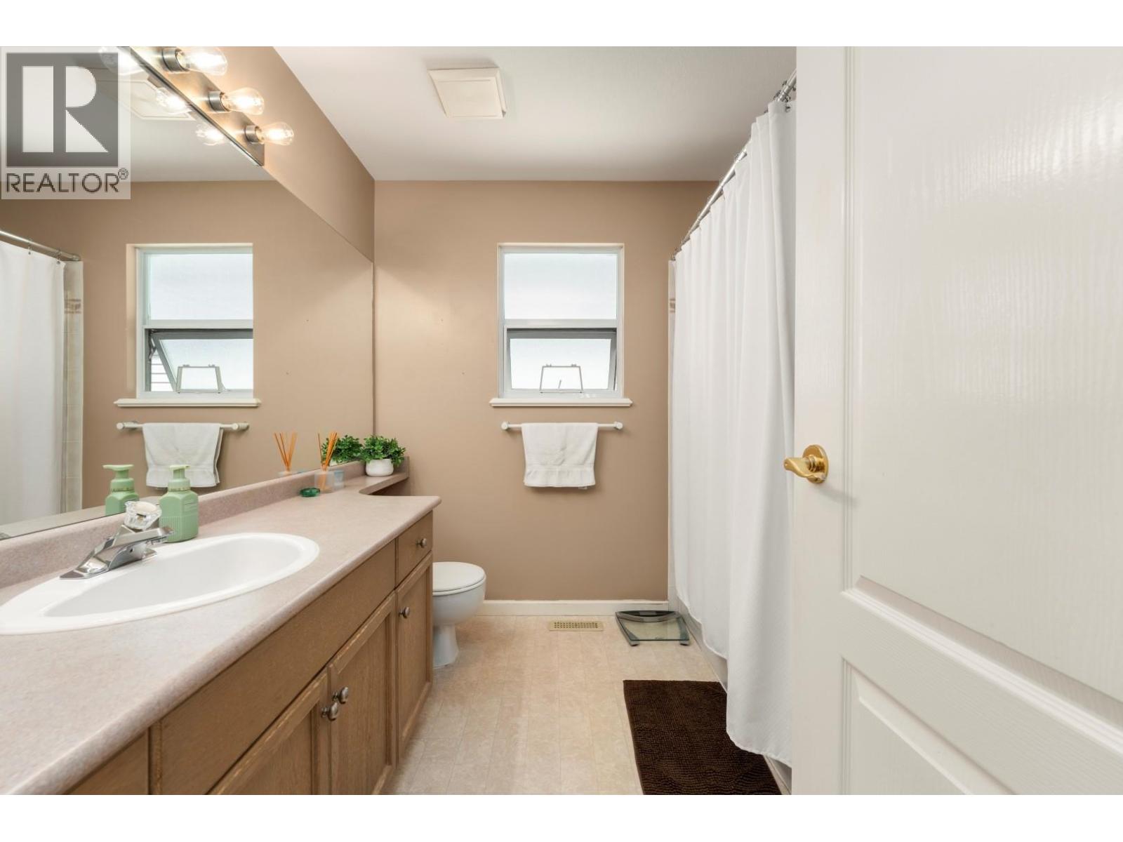 94 Linden Court, Port Moody, British Columbia  V3H 5C1 - Photo 11 - R3157677