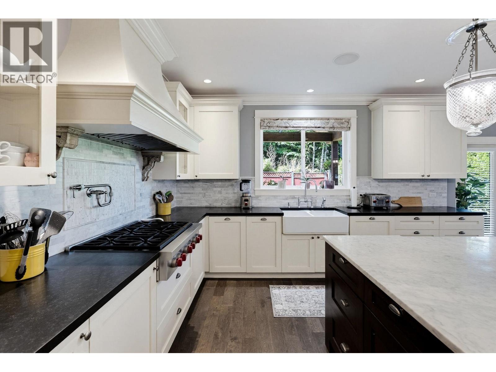 930 Selkirk Crescent, Coquitlam, British Columbia  V3J 6E5 - Photo 10 - R3157686