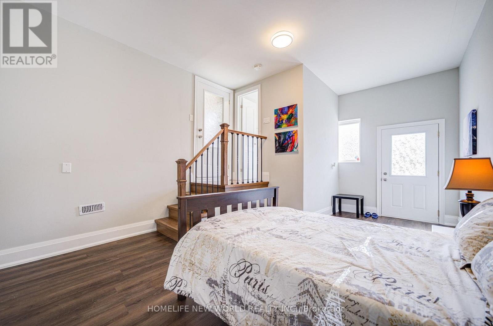 215 Willow Drive, Georgina, Ontario  L4P 2R9 - Photo 33 - N13698126