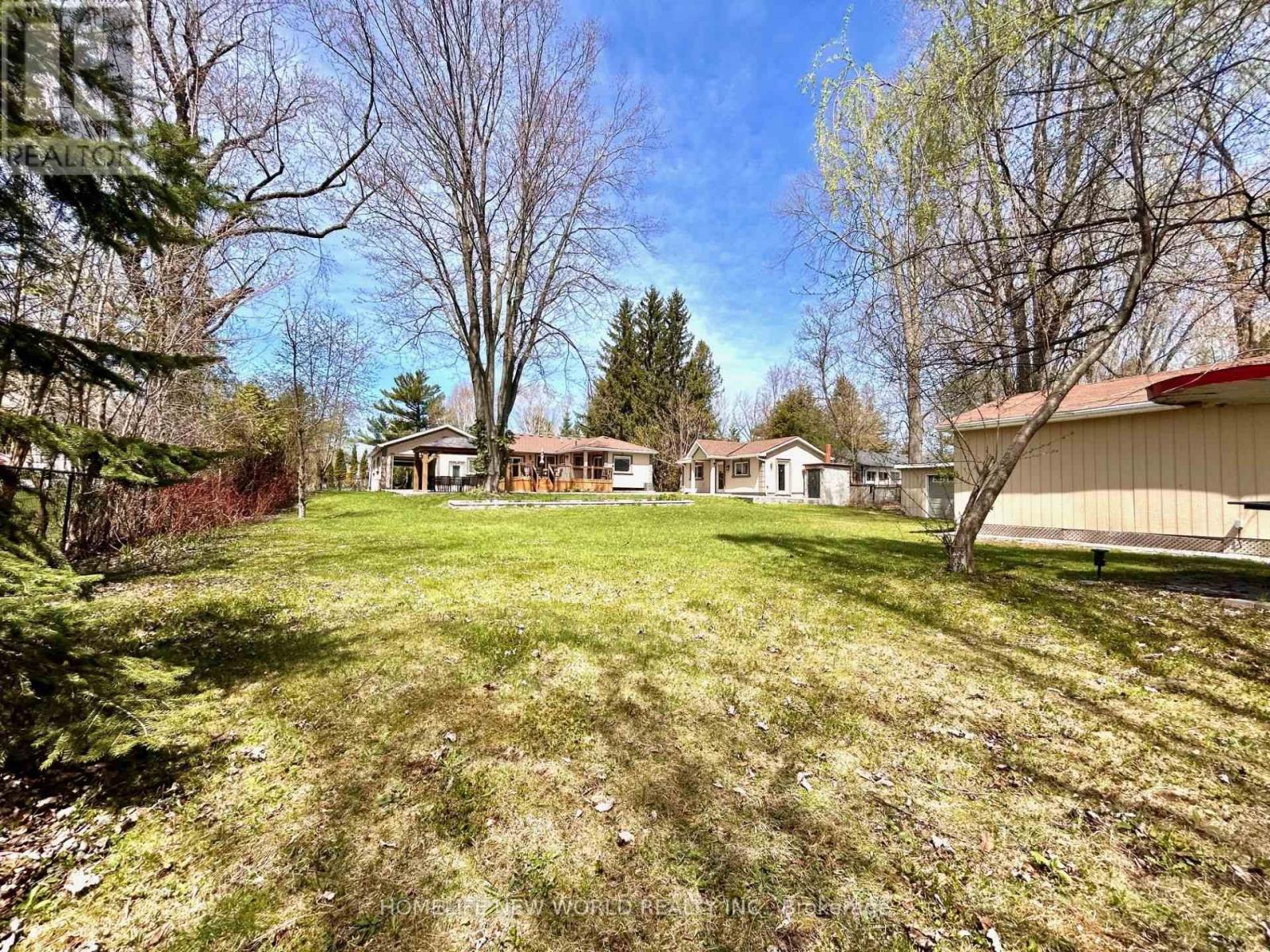 215 Willow Drive, Georgina, Ontario  L4P 2R9 - Photo 38 - N13698126