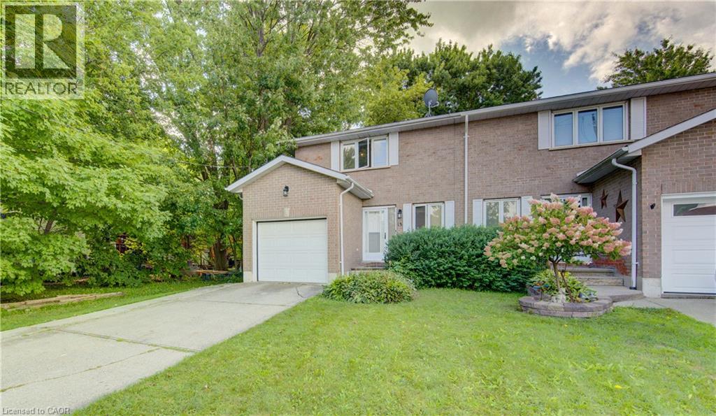15 Player Street, Stratford, Ontario  N5A 1V1 - Photo 3 - 40857258