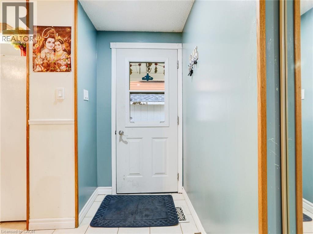 128 Macatee Place, Cambridge, Ontario  N1R 6Z8 - Photo 7 - 40854237