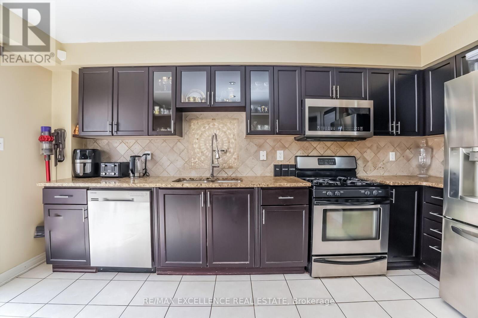 78 Brentcliff Drive, Brampton, Ontario L7A 3E7 - Photo 11 - W13698104