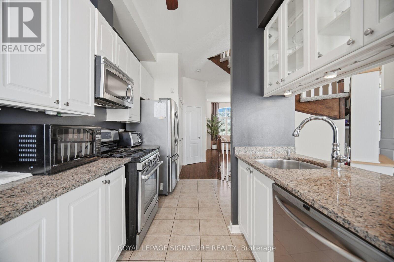 79 Cornell Park Avenue, Markham, Ontario  L6B 1B6 - Photo 5 - N13697746