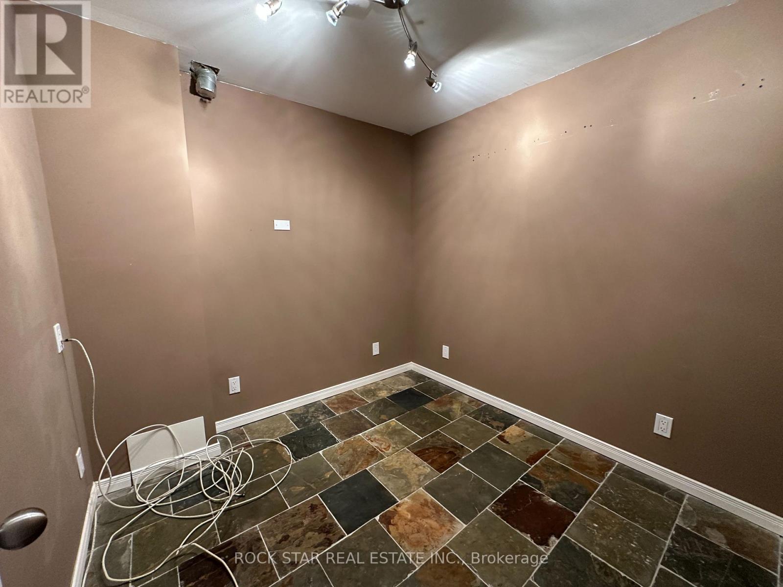 49 - 99 Panabaker Drive, Hamilton, Ontario  L9G 5E3 - Photo 35 - X13698062