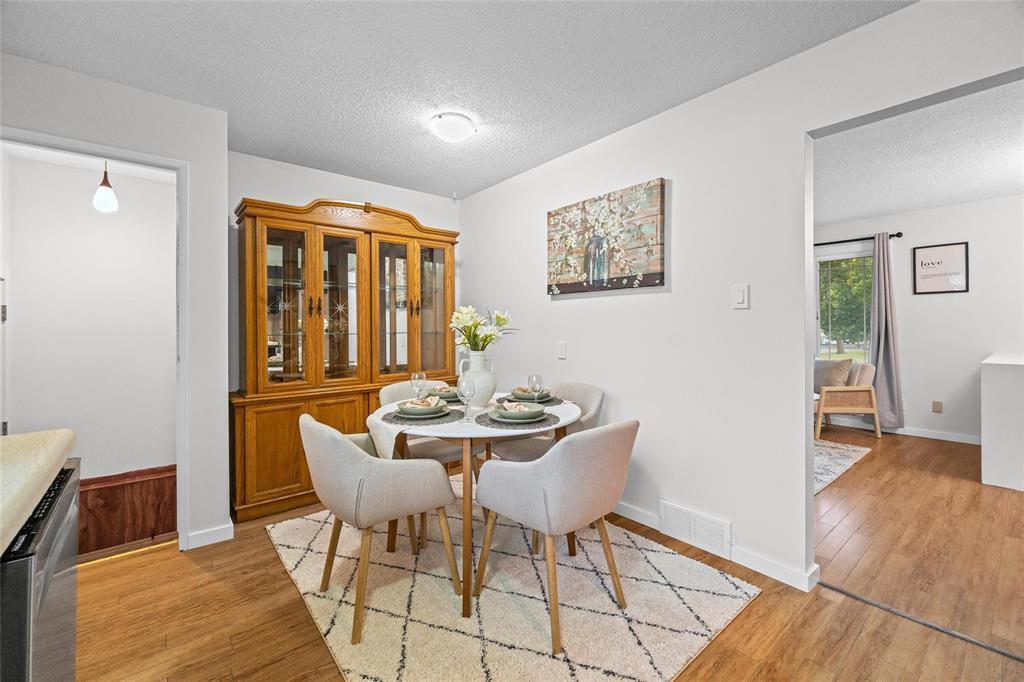 311 Antrim Road, Winnipeg, Manitoba  R2K 3M8 - Photo 11 - 202620809