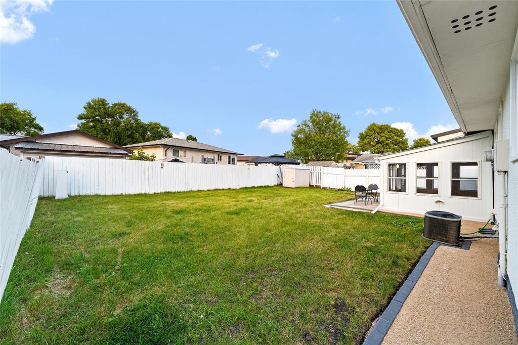 311 Antrim Road, Winnipeg, Manitoba  R2K 3M8 - Photo 35 - 202620809