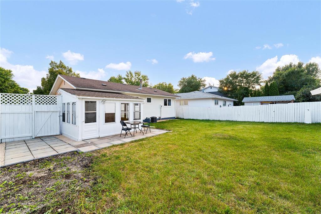 311 Antrim Road, Winnipeg, Manitoba  R2K 3M8 - Photo 36 - 202620809