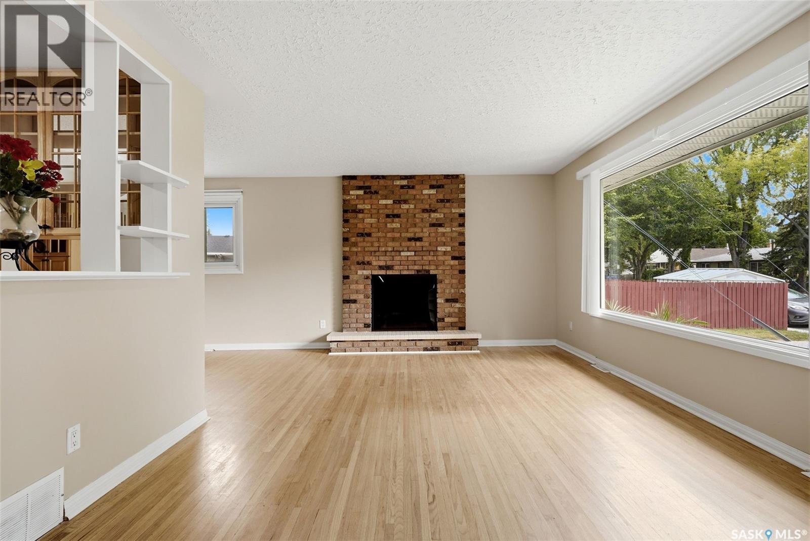 202 Mccannel Street, Regina, Saskatchewan  S4R 3V1 - Photo 5 - SK046231