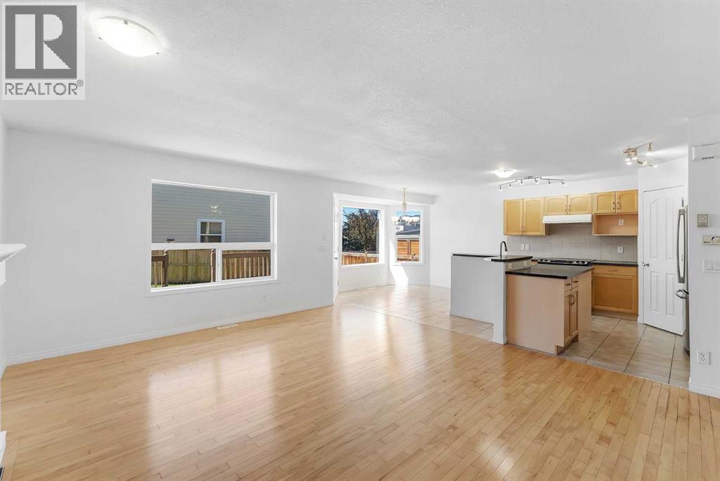 7 Saddlecrest Terrace NE, Calgary, Alberta  T3J 5L4 - Photo 8 - A2326059