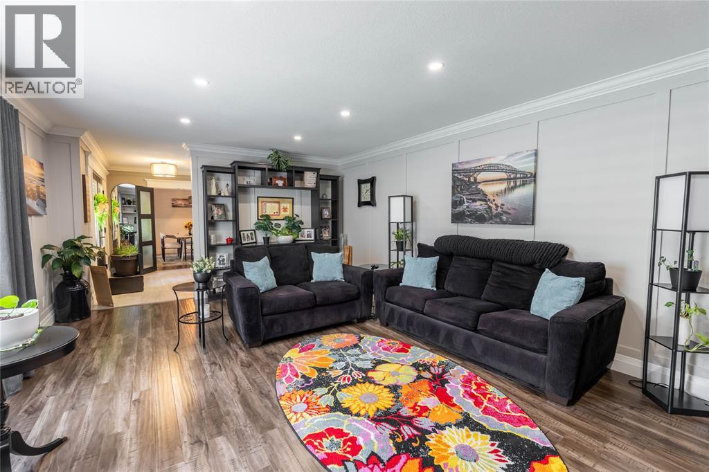 1272 Glen Douglas Drive, Sarnia, Ontario  N7V 3N7 - Photo 7 - 26020309