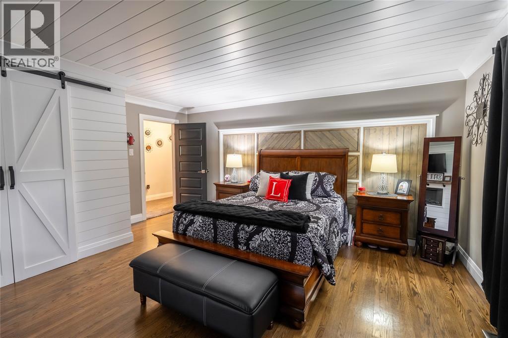 1272 Glen Douglas Drive, Sarnia, Ontario  N7V 3N7 - Photo 18 - 26020309