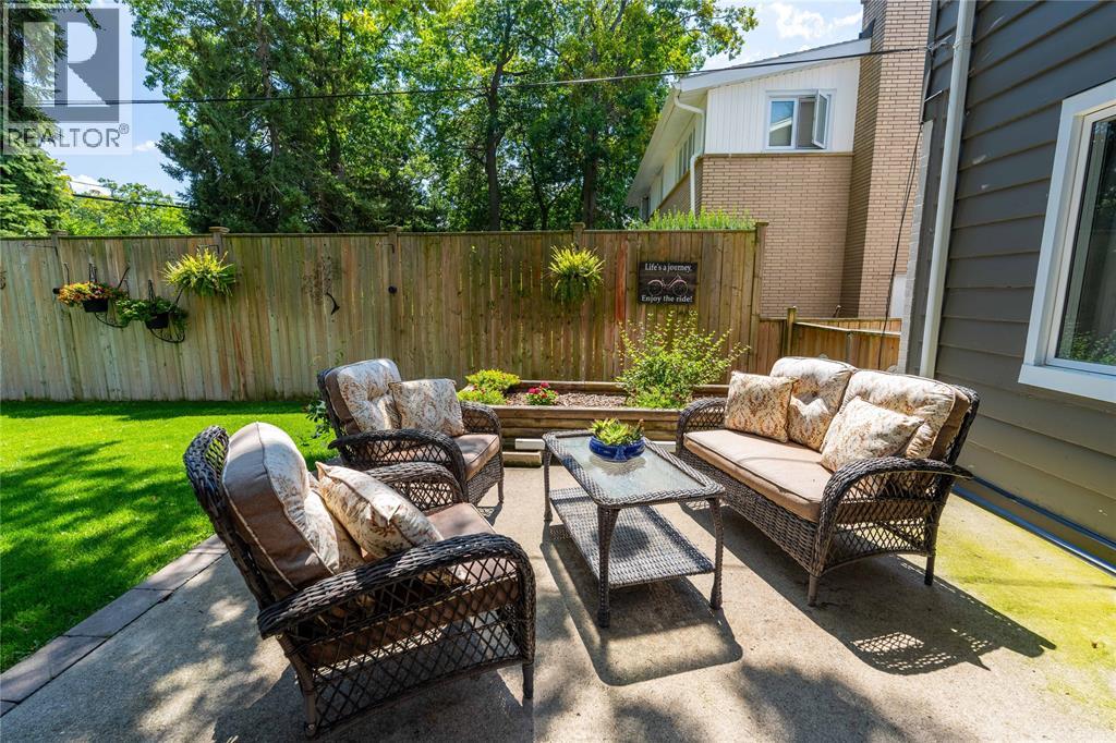 1272 Glen Douglas Drive, Sarnia, Ontario  N7V 3N7 - Photo 46 - 26020309