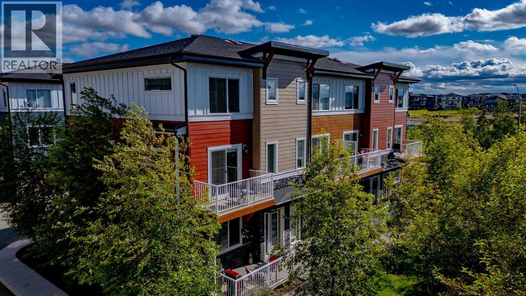 17, 111 Rainbow Falls Gate, Chestermere, Alberta  T1X 0Z4 - Photo 1 - A2337527