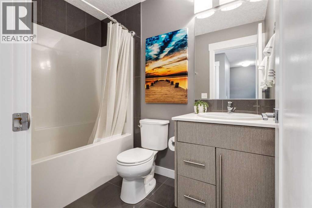17, 111 Rainbow Falls Gate, Chestermere, Alberta  T1X 0Z4 - Photo 36 - A2337527