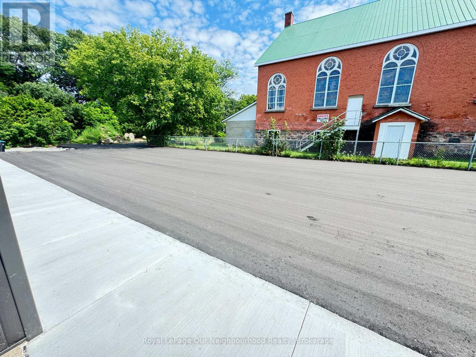 2 - 199 Pine Street, Tay (Waubaushene), Ontario  L0K 2C0 - Photo 2 - S13698256