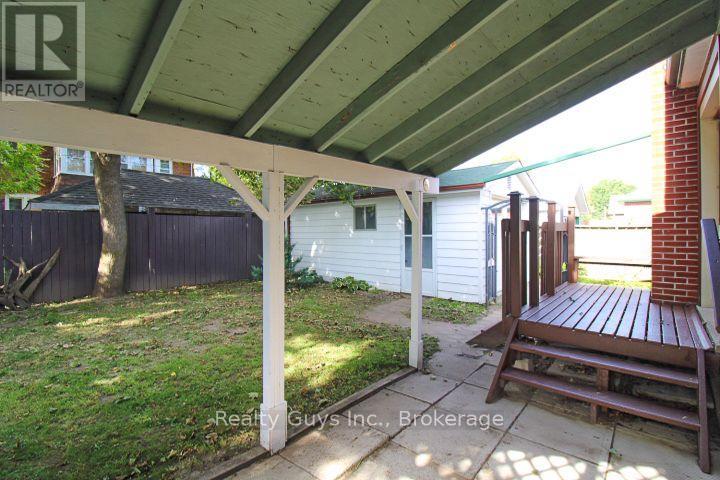 590 Mccannan Avenue, Peterborough, Ontario  K9J 4J6 - Photo 8 - X13698258