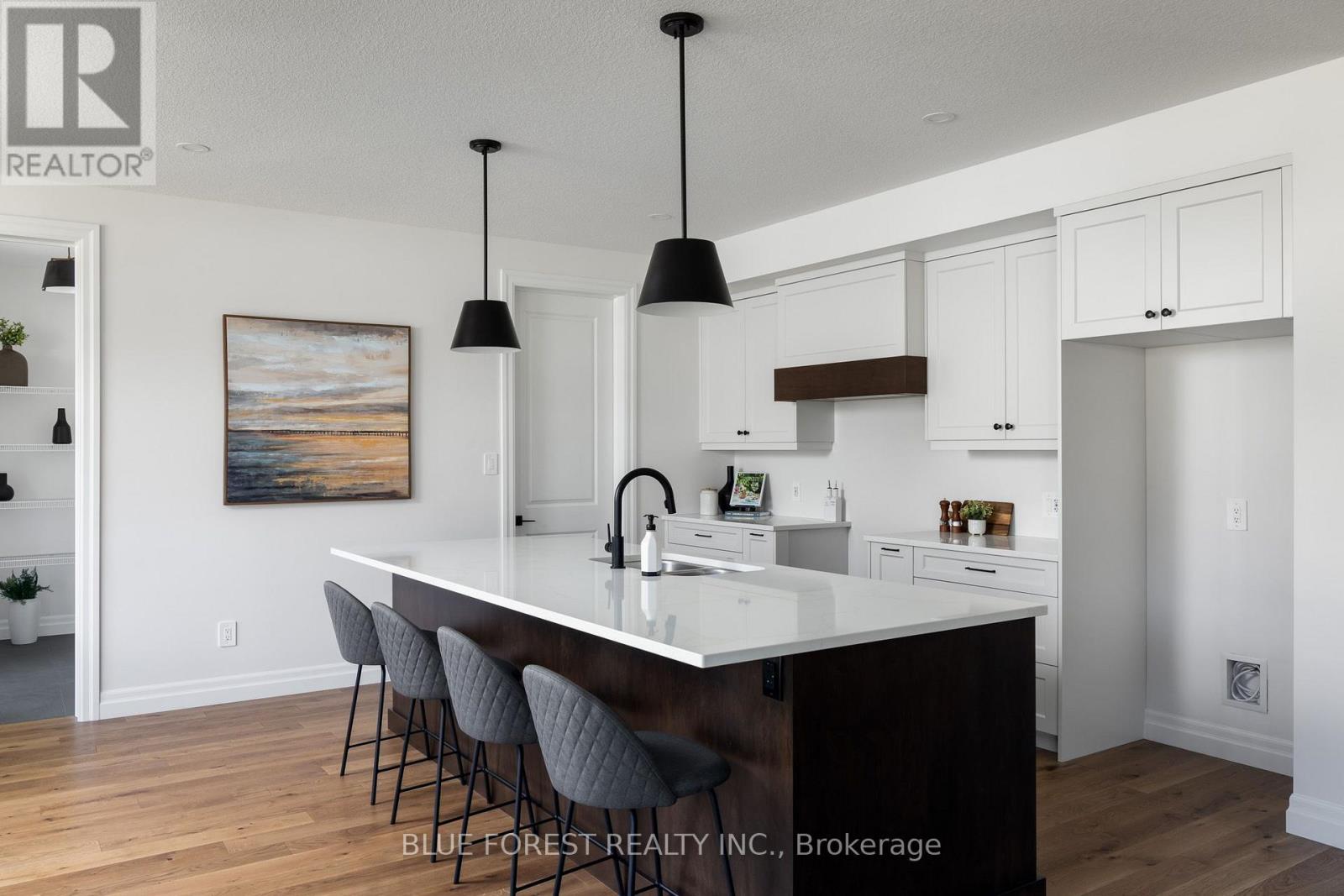 246 Harvest Lane, Thames Centre, Ontario  N0L 1G2 - Photo 6 - X13698156