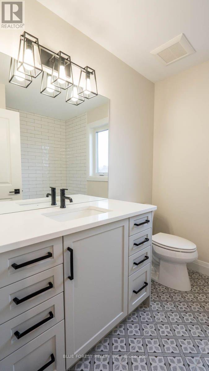 274 Harvest Lane, Thames Centre, Ontario  N0L 1G2 - Photo 15 - X13698160