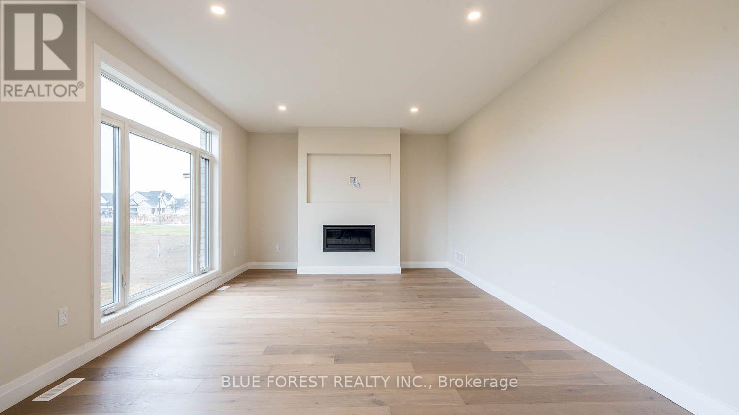 274 Harvest Lane, Thames Centre, Ontario  N0L 1G2 - Photo 9 - X13698160